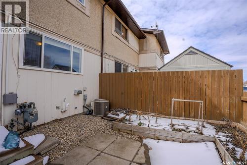 91 Mackenzie Way, Regina, SK - Outdoor With Exterior