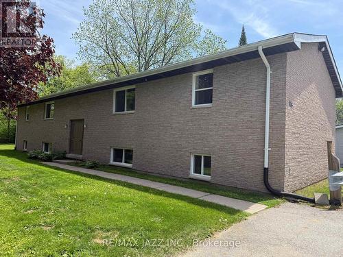 416 Gill Street, Orillia, ON - Outdoor With Exterior