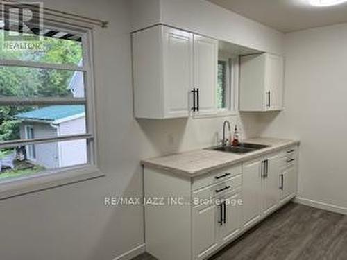 416 Gill Street, Orillia, ON - Indoor