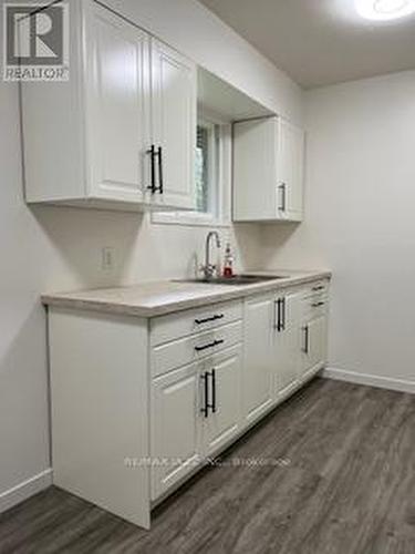 416 Gill Street, Orillia, ON - Indoor Photo Showing Kitchen