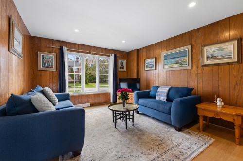 Salle familiale - 62 Hyde Park Street, Beaconsfield, QC - Indoor Photo Showing Living Room