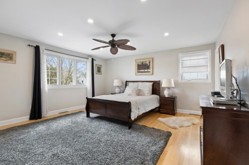 Chambre à coucher principale - 62 Hyde Park Street, Beaconsfield, QC - Indoor Photo Showing Bedroom