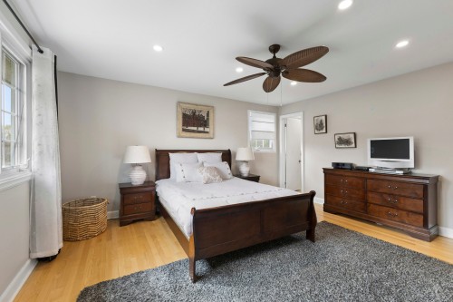 Chambre à coucher principale - 62 Hyde Park Street, Beaconsfield, QC - Indoor Photo Showing Bedroom