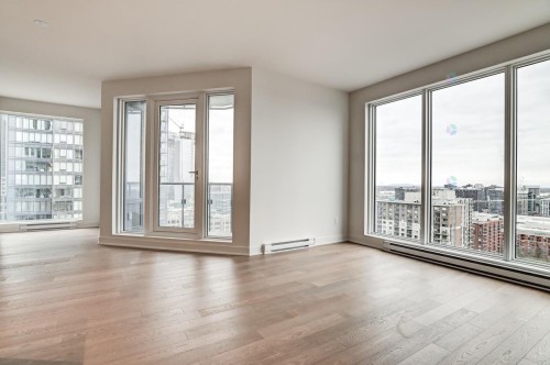 Salon - 2304-1288 Rue St-Antoine O., Montréal (Ville-Marie), QC - Indoor Photo Showing Other Room