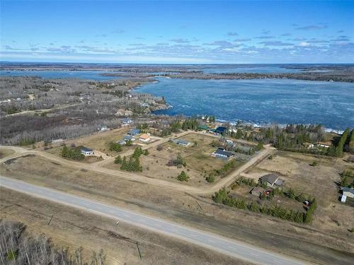 54 Lakeshore Bay, Alexander, MB 
