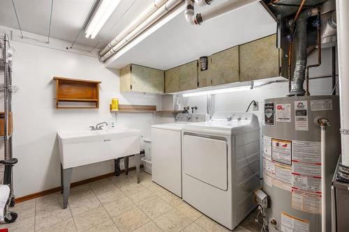19 Lomond Blvd, Winnipeg, MB 