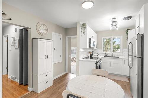 744 Simpson Ave, Winnipeg, MB 