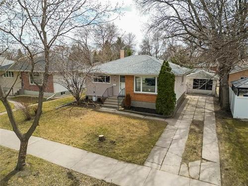 744 Simpson Ave, Winnipeg, MB 