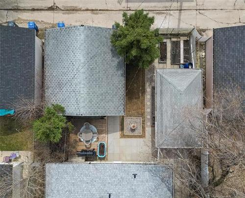 744 Simpson Ave, Winnipeg, MB 