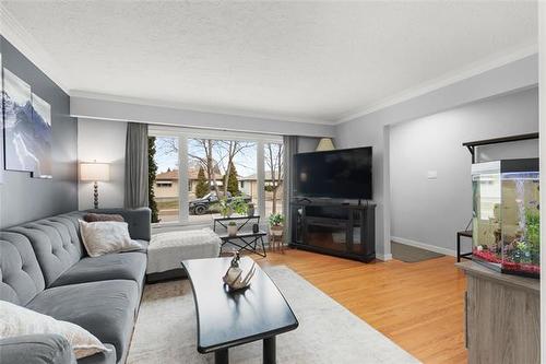 744 Simpson Ave, Winnipeg, MB 