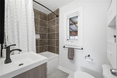 114 St Anthony Ave, Winnipeg, MB 