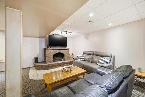 114 St Anthony Ave, Winnipeg, MB 
