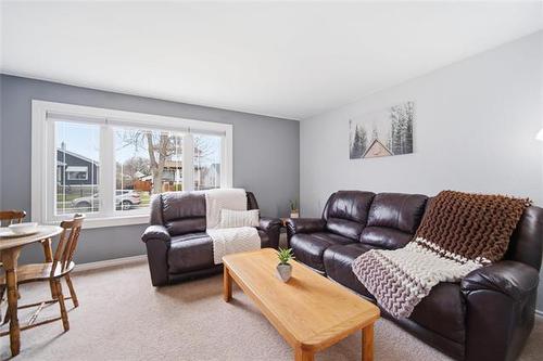 114 St Anthony Ave, Winnipeg, MB 