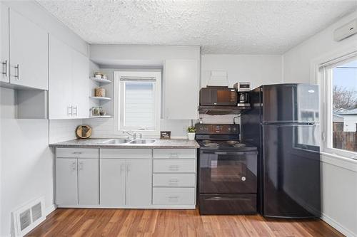 114 St Anthony Ave, Winnipeg, MB 