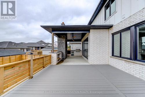 8 Edgeview Crescent W, Middlesex Centre, ON - Outdoor With Exterior