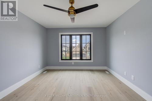 8 Edgeview Crescent W, Middlesex Centre, ON - Indoor Photo Showing Other Room
