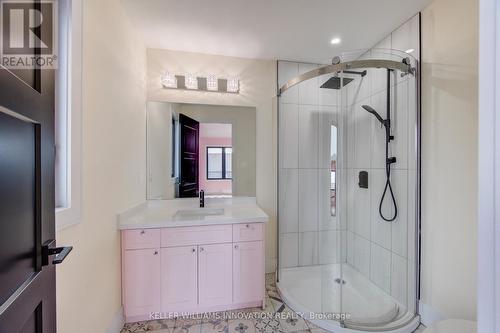 8 Edgeview Crescent W, Middlesex Centre, ON - Indoor Photo Showing Bathroom