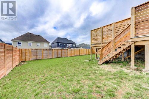 8 Edgeview Crescent W, Middlesex Centre, ON - Outdoor