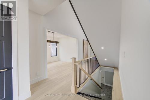 8 Edgeview Crescent W, Middlesex Centre, ON - Indoor Photo Showing Other Room