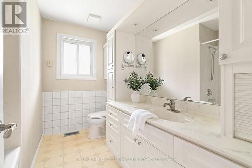 24 Grand Hill Drive, Kitchener, ON - Indoor Photo Showing Bathroom