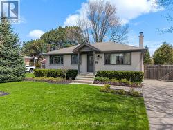 9 HAZELBURY DRIVE King, ON L0G 1N0