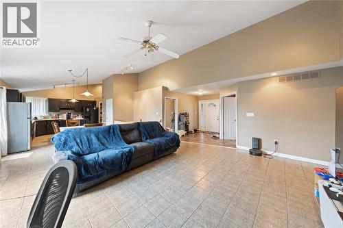1970 Orchard Avenue, Sarnia, ON - Indoor Photo Showing Living Room