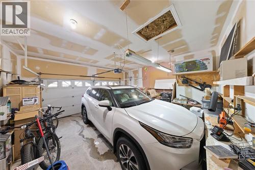 1970 Orchard Avenue, Sarnia, ON - Indoor Photo Showing Garage