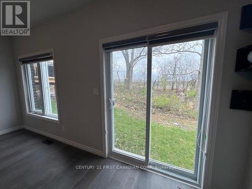 245 Wesley Boulevard, Cambridge, ON - Indoor Photo Showing Other Room