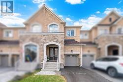67 DRIZZEL CRESCENT Richmond Hill, ON L4E 1G8