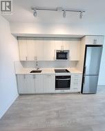 1813 - 2545 SIMCOE STREET N Oshawa, ON L1L 0W3