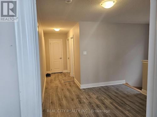 132 Sunset Way, Thorold, ON - Indoor Photo Showing Other Room