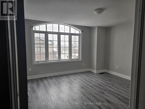 132 Sunset Way, Thorold, ON - Indoor Photo Showing Other Room