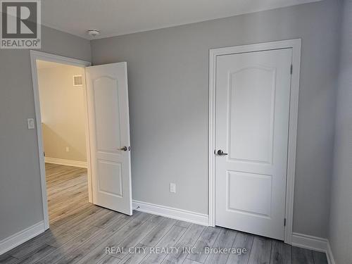 132 Sunset Way, Thorold, ON - Indoor Photo Showing Other Room