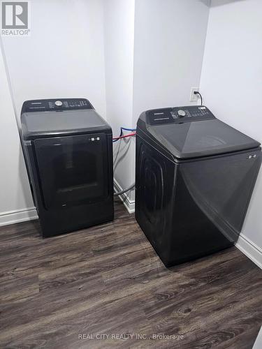 132 Sunset Way, Thorold, ON - Indoor Photo Showing Laundry Room