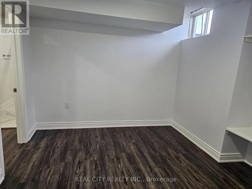 132 Sunset Way, Thorold, ON - Indoor Photo Showing Other Room