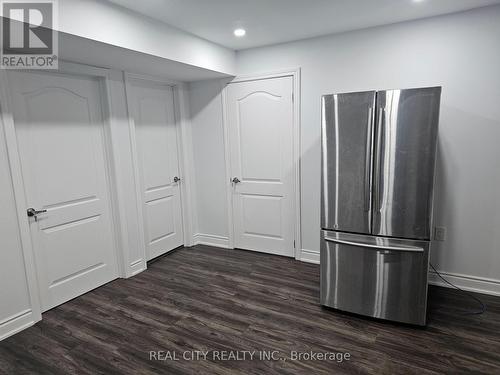 132 Sunset Way, Thorold, ON - Indoor Photo Showing Other Room