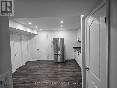 132 Sunset Way, Thorold, ON - Indoor Photo Showing Other Room