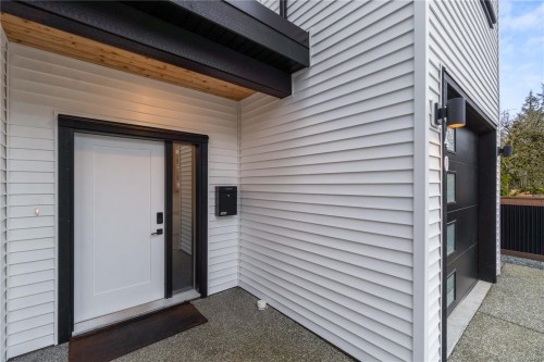 340 Millstone Ave, Nanaimo, BC - Outdoor With Exterior