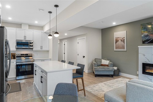340 Millstone Ave, Nanaimo, BC - Indoor With Fireplace