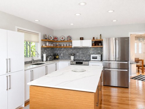 6058 Christopher Rd, Nanaimo, BC 