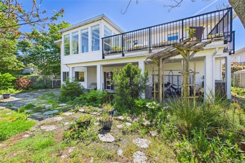 6058 Christopher Rd, Nanaimo, BC 