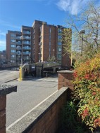 305-103 Gorge Rd EASTVictoria, BC V9A 6Z2