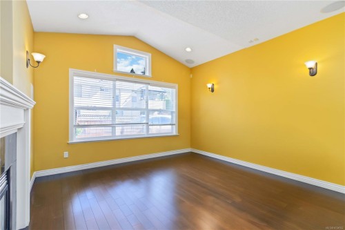 808 Jagdeep Pl, Saanich, BC 