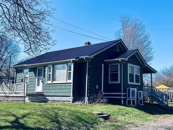 6 Gordon Drive  Charlottetown, PE C1A 6B7