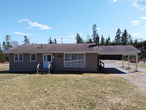 23596 Highway 7, Sheet Harbour, NS 