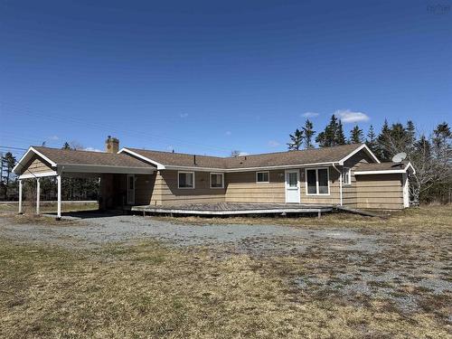23596 Highway 7, Sheet Harbour, NS 