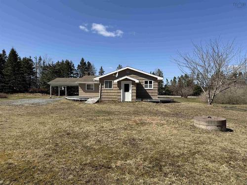 23596 Highway 7, Sheet Harbour, NS 