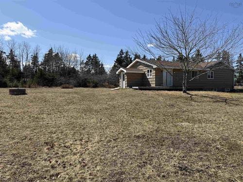 23596 Highway 7, Sheet Harbour, NS 
