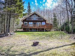 577 Lakecrest Drive  Armstrong Lake, NS B0R 1H0