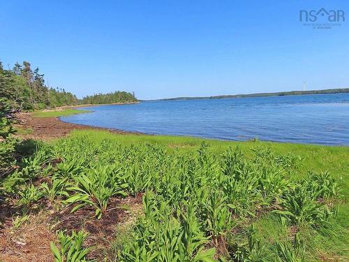 76 Acres Perry Lane, Lennox Passage, NS 